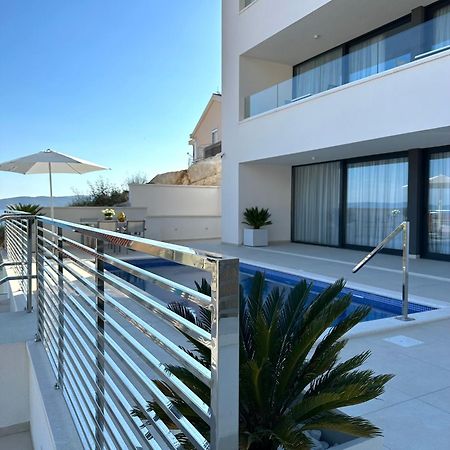 Villa Apartment Danny Baška Voda Esterno foto