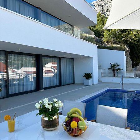 Villa Apartment Danny Baška Voda Esterno foto